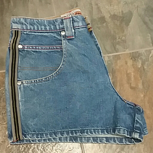 💕Zonz*Jeans Shorts - Picture 1 of 8